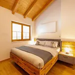 Appartement Rustic Farm In Tyrol With Mountain Views Tobadill