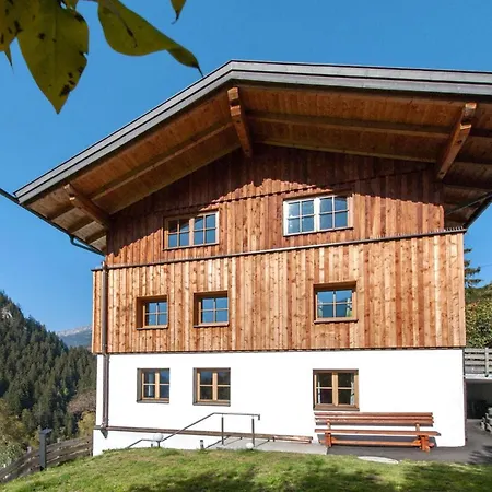 Rustic Farm In Tyrol With Mountain Views Апартаменты