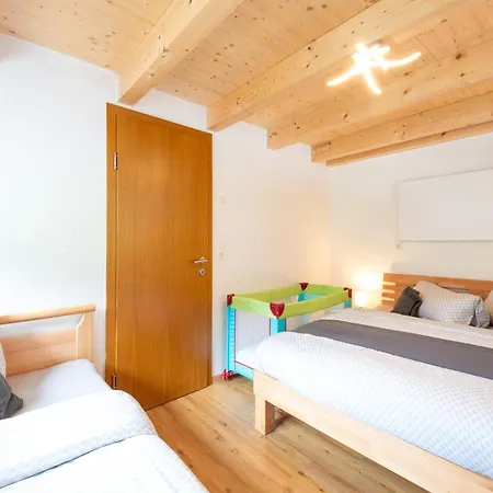 Rustic Farm In Tyrol With Mountain Views Апартаменты