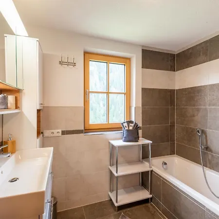 Rustic Farm In Tyrol With Mountain Views * Tobadill