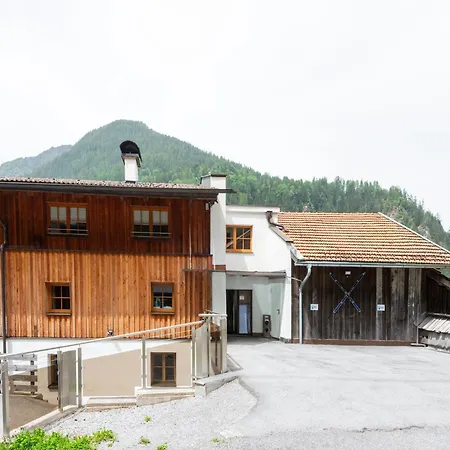 Апартаменты Rustic Farm In Tyrol With Mountain Views