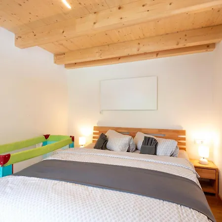 Rustic Farm In Tyrol With Mountain Views Апартаменты Тобадилль