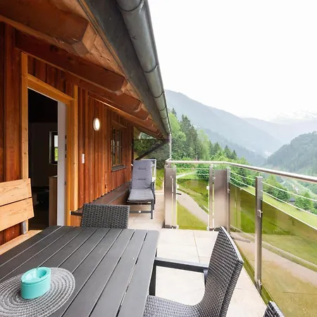 Апартаменты Rustic Farm In Tyrol With Mountain Views Тобадилль
