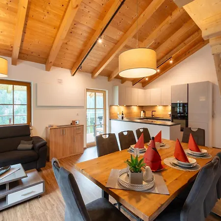 아파트 Rustic Farm In Tyrol With Mountain Views *