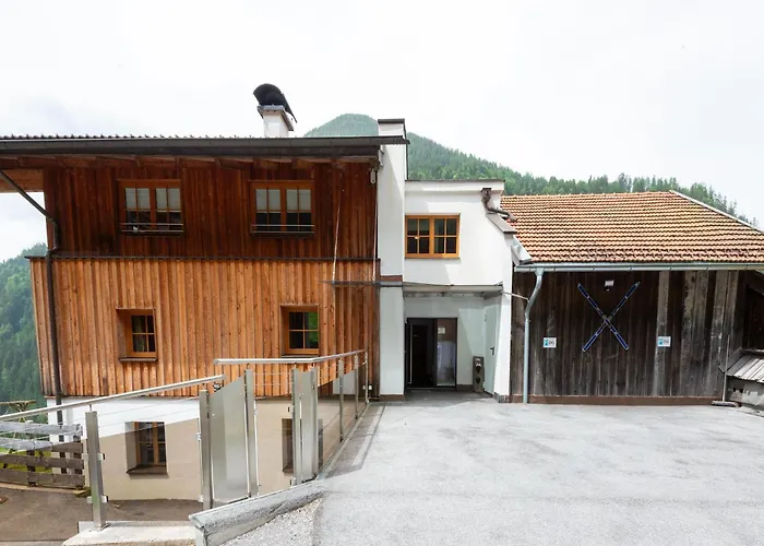 Lägenhet Rustic Farm In Tyrol With Mountain Views Tobadill