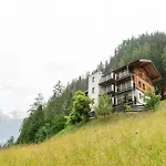 Rustic Farm In Tyrol With Mountain Views Διαμέρισμα