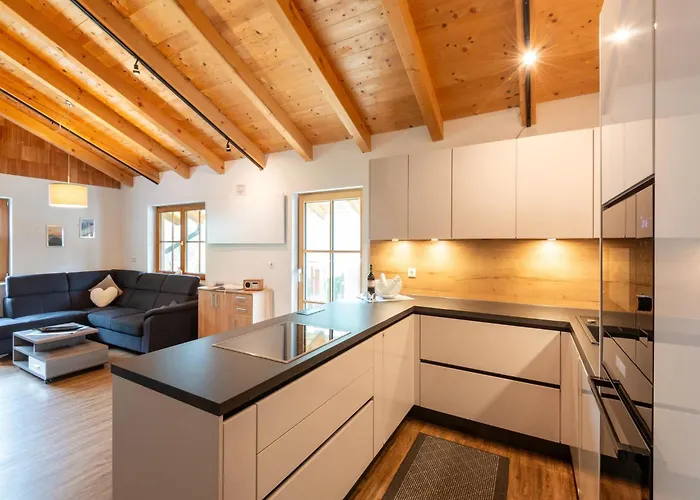 Rustic Farm In Tyrol With Mountain Views * Tobadill